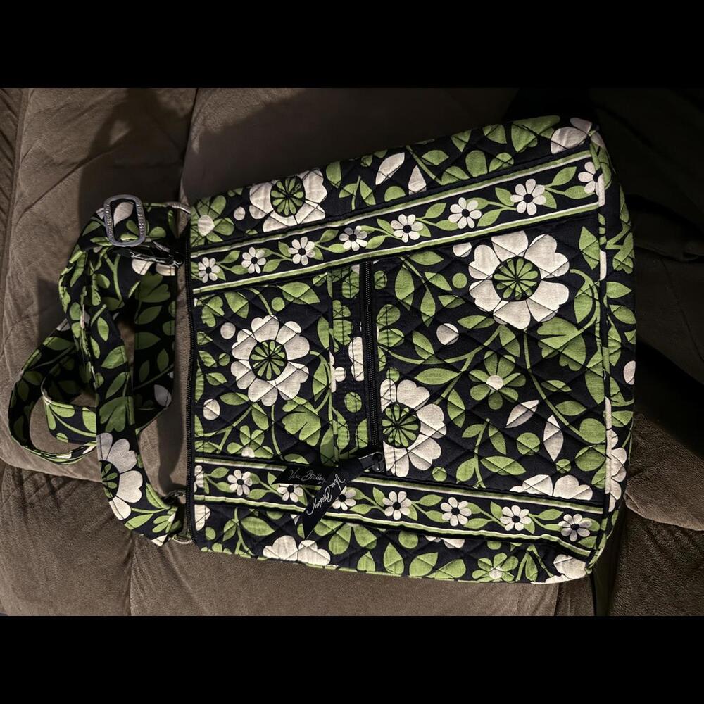 Vera Bradley Hipster in “Lucky You”